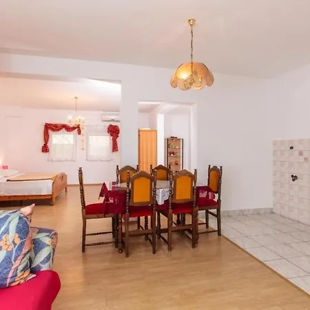 Knez - 100 M From Beach *