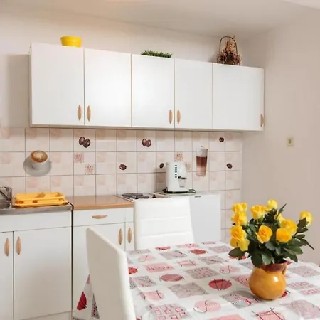 Knez - 100 M From Beach *